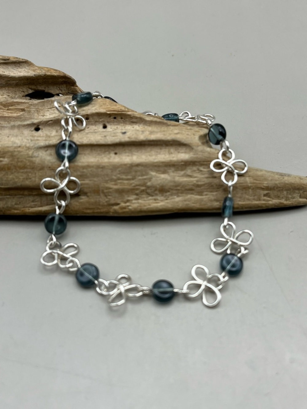Handmade Sterling Silver Flower Link Bracelet 925 Blue Beaded Dainty Wire Wrappe - Picture 2 of 4